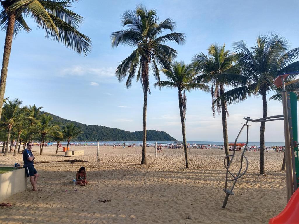 Apto Canto Do Forte - Praia Grande - Local Privilegiado - 100 Metros Da Praia - Internet Inclusa Exteriér fotografie